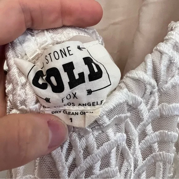 HOLD Stone Cold Fox Logan Crochet White Cream Lace Maxi Dress Bridal Sz 1 - Picture 6 of 11